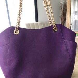 ALMOST PERFECTION Michael Kors Purple Jet set tote